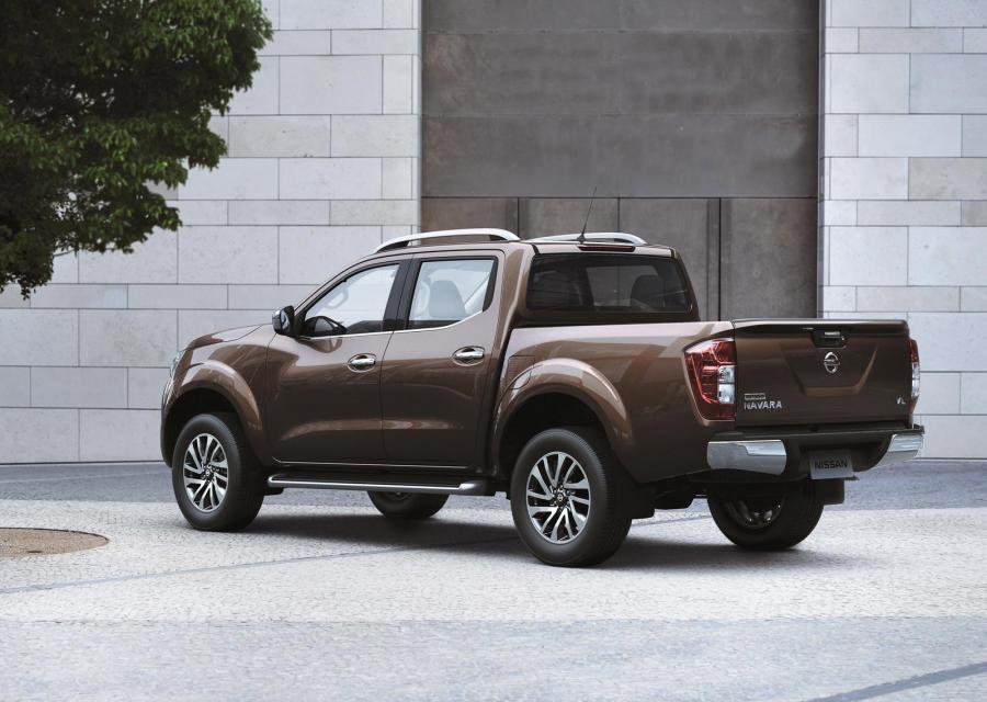 Nissan NP300 Navara Double Cab 2014 года  (TH) (фото 4 из 34)